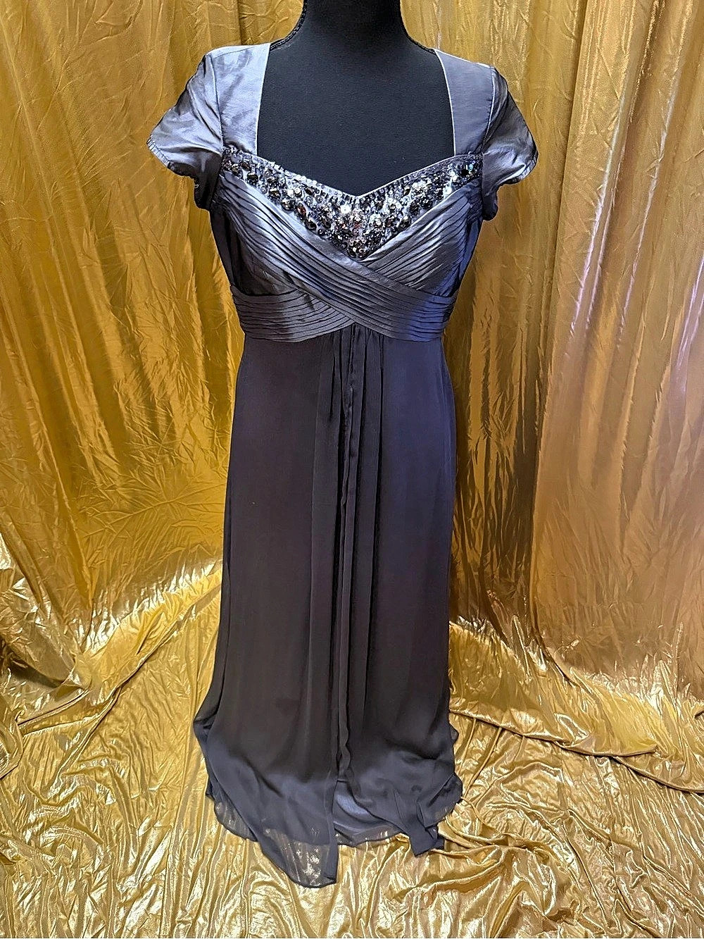 Disney Studios Costume Dept gray bedazzled evening gown size 8 Nicole Miller